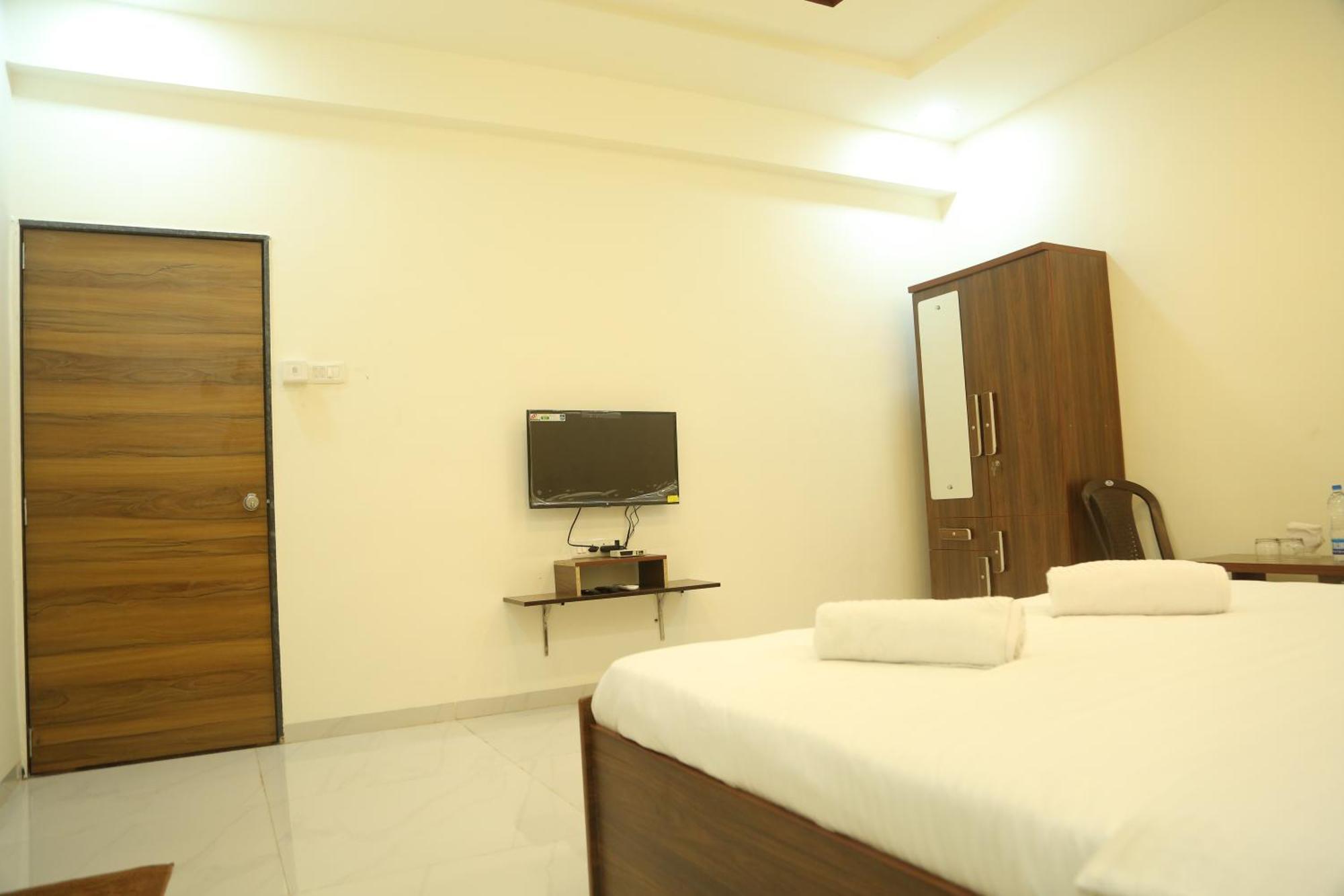 Rudraksh Nagthane Satara Exterior foto